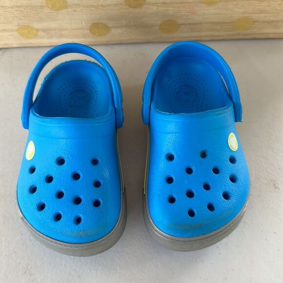 Crocs Blue Sandals Sz 4/5 - Picture 2 of 8